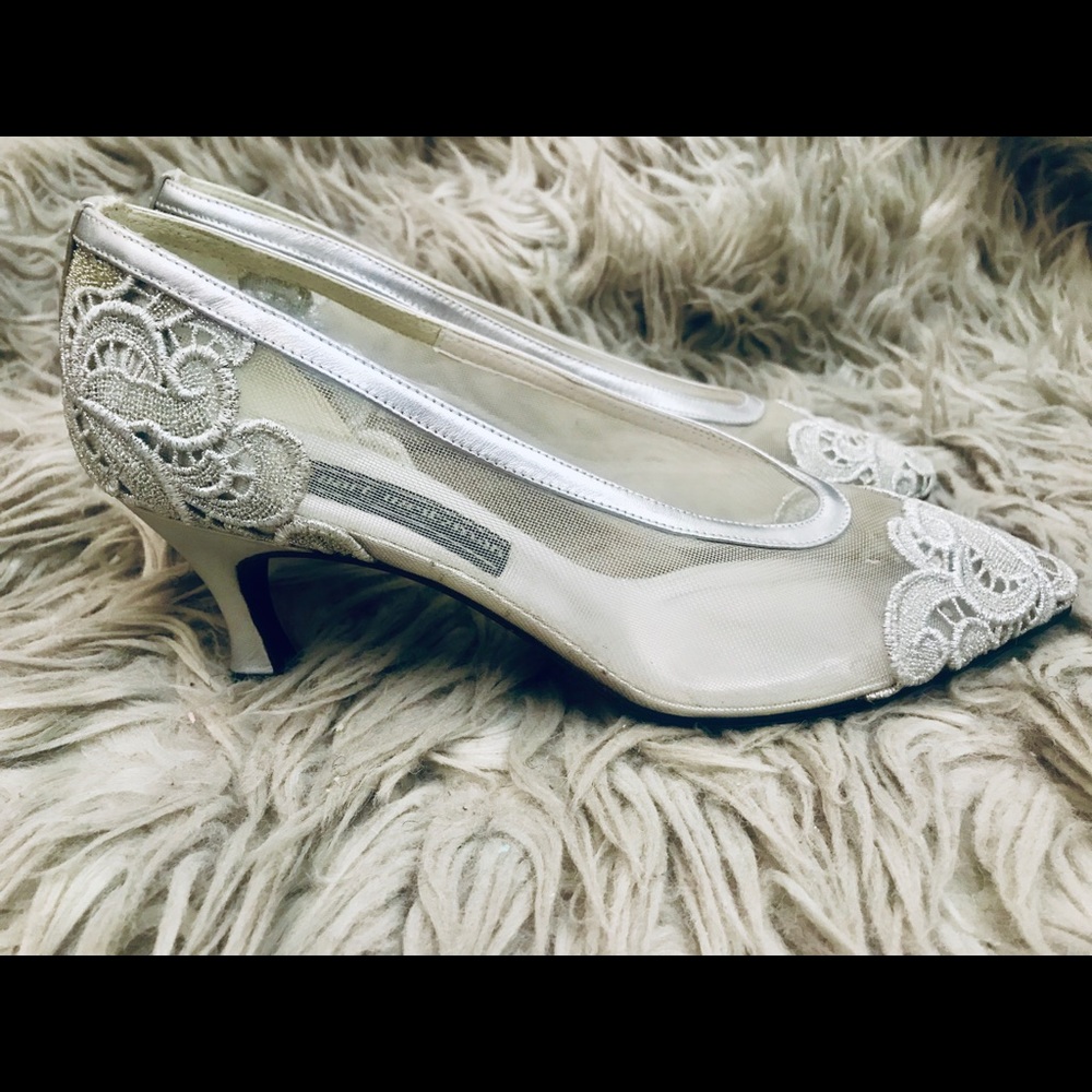 Vintage Stuart Weitzman Silver Mesh Bridal Pumps